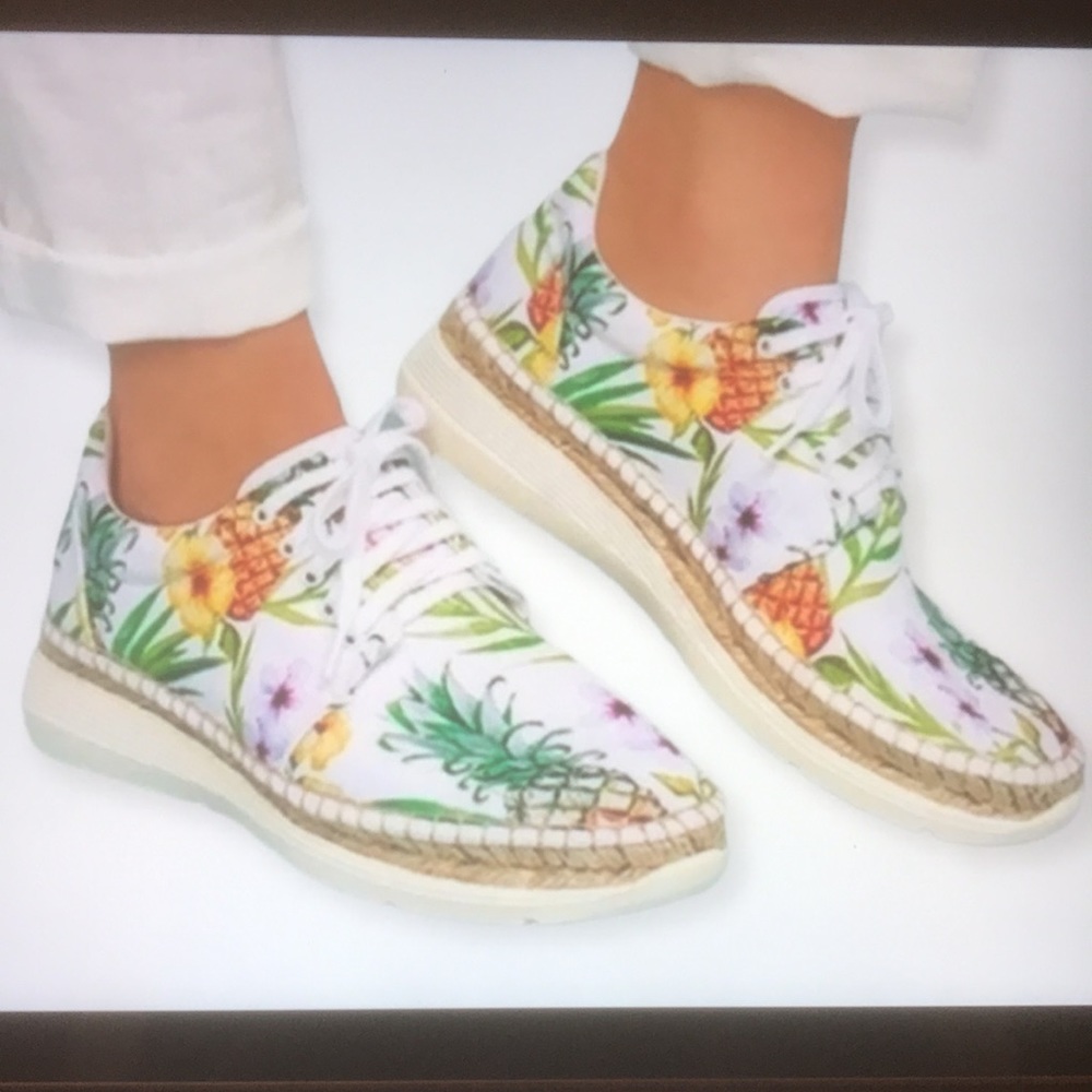 FREE PEOPLE ~Jackson Pineapple Sneakers